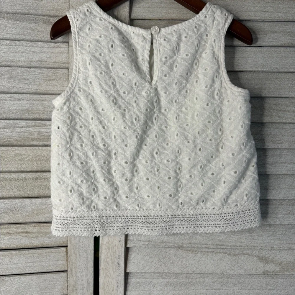 Genuine Kids. White Eyelet Sleeveless Top. Great Condition. Size 4